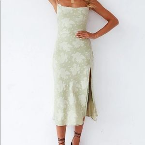 Rosedress Green Sage MIDI Dress NWT